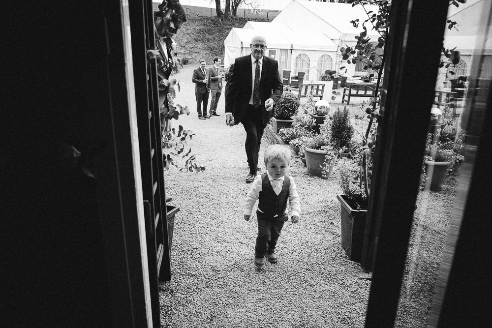 THOMAS ANDREA LAKESIDE VENUE BRIDGEND WEDDING PHOTOGRAPHER 12 THOMAS ANDREA LAKESIDE VENUE BRIDGEND WEDDING PHOTOGRAPHER 12